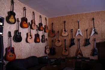 Rare Guitar A Rare Guitar A